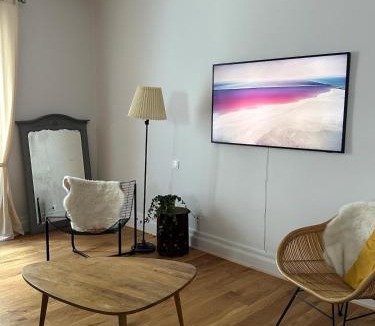 Fondettes Apartment | Charmant appartement au cœur de ville