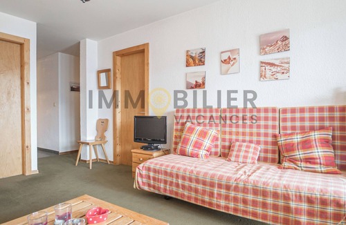 Chandolin Apartment | Charmant appartement de 3 pièces au 1er étage de l'immeuble "Les Roches" à proximité du centre du vi