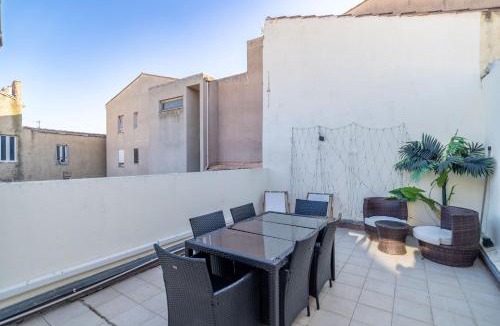 Centre Historique Apartment | Charmant Appartement Climatisé avec Terrasse au centre-ville de Narbonne