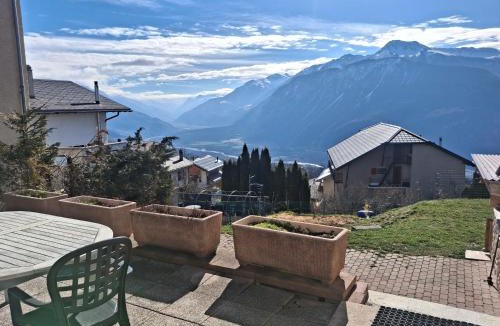 Randogne Apartment | Charmant appartement Crans Montana