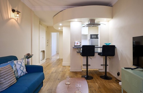 Montrouge Apartment | Charmant Appartement, Idéalement Situé à Montrouge, à Quelques pas de Paris