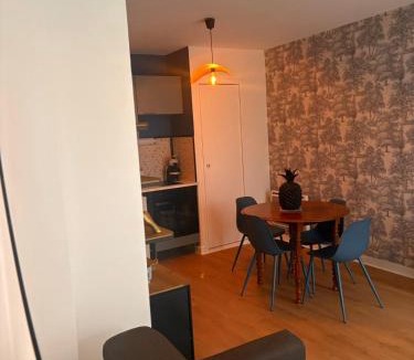Vitre Apartment | Charmant appartement