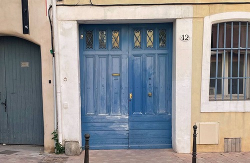 Maraussan Apartment | Charmant Appartement Mansardé 45 m2 Plein Centre