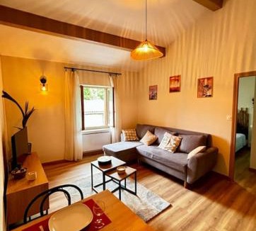Foix Apartment | Charmant appartement mansardé en centre ville de Foix