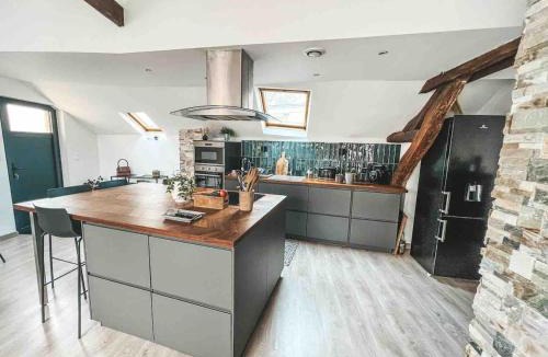 Saint-Serge Apartment | Charmant appartement, proche Jardin des Plantes