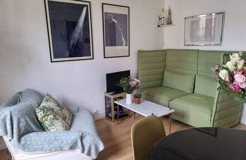 Quartier de la Goutte-d'Or Apartment | Charmant Appartement vue Sacré Coeur à 10 min de la Gare du Nord