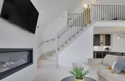 Pont-Rouge Ski Chalet | Charmant Boisé | Peaceful Getaway | Spa with Fores