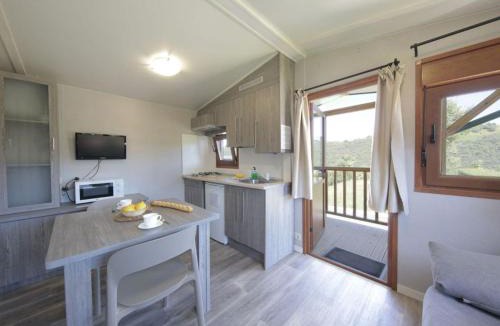 Zumaia Other | Charmant bungalow avec terrasse à Zumaia pour 3 pers. - API-1-52-1845
