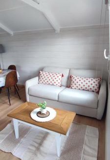Cerans-Foulletourte Ski Chalet | Charmant Chalet -La Lande - 4 pers-24h du Mans