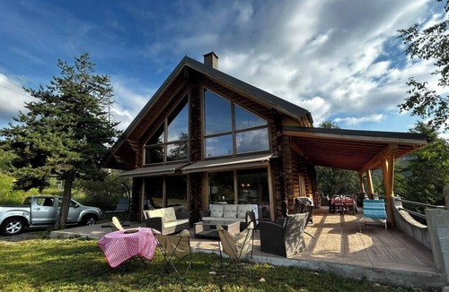 Roubion Ski Chalet | Charmant & confortable chalet 6 à 10 pers alt 1600 m
