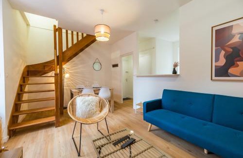 Guingamp Apartment | Charmant Duplex avec jacuzzi Guingamp centre