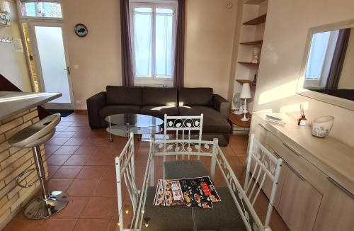 Lorcy Apartment | Charmant duplex avec parking et Wi-Fi près de Montargis - FR-1-590-546