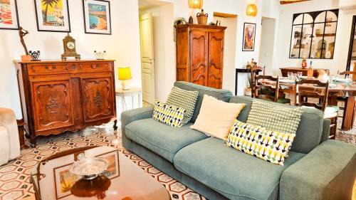 Chateauneuf-Villevieille Apartment | Charmante maison au calme - proche Nice - Piscine