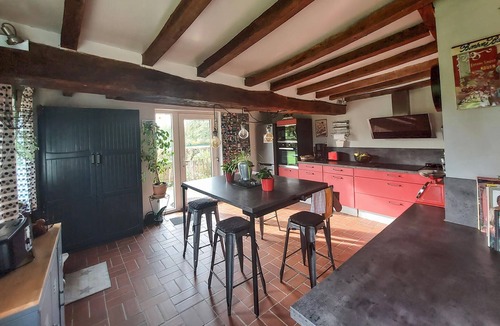 La Neuville-aux-Joutes House | Charmante longère en campagne