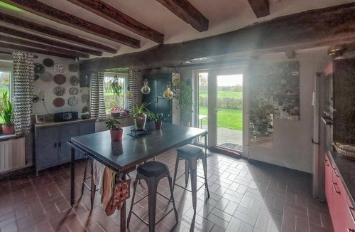 La Neuville-aux-Joutes House | Charmante longère en campagne