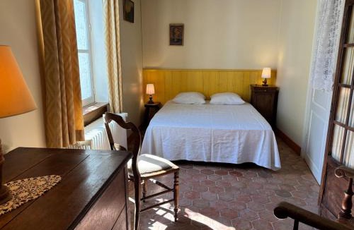 Champignelles House | Charmant gîte arboré