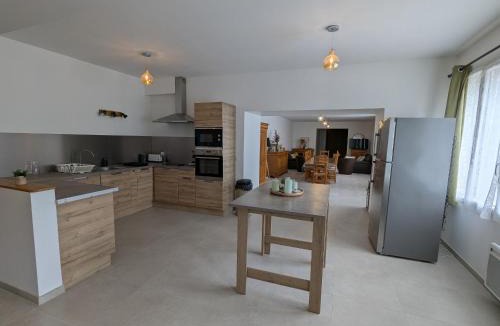 Boulay-les-Barres House | Charmant Gîte Familial près d'Orléans avec Jardin - FR-1-590-576