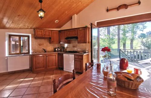 Saint-Romain-Lachalm House | Charmant gîte à Saint-Romain-Lachalm avec terrasse et proximité Dunières - FR-1-582-264