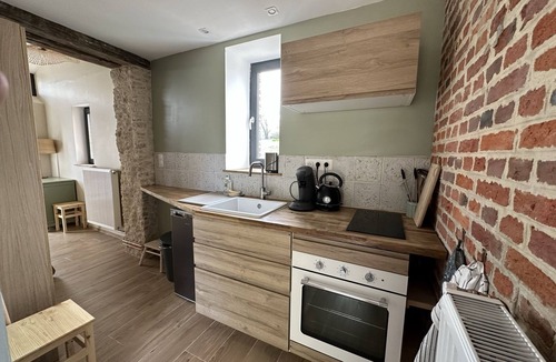 Neauphe-sur-Dive Cottage | Charmant Gite au Milieu des Prés