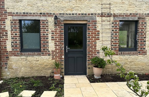 Neauphe-sur-Dive Cottage | Charmant Gite au Milieu des Prés