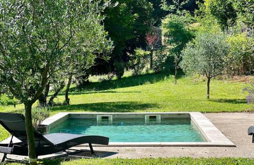 Valleraugue Apartment | Charmant Logement avec piscine.