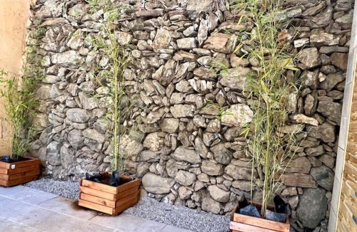 Valleraugue Apartment | Charmant Logement avec piscine.