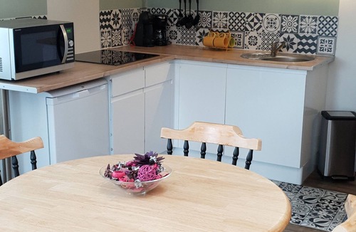 Parenty Apartment | Charmant Petit Studio à la Campagne