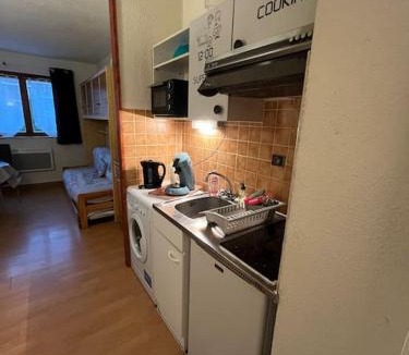 Font-Romeu-Odeillo-Via Apartment | Charmant studio à Font-Romeu avec place de parking