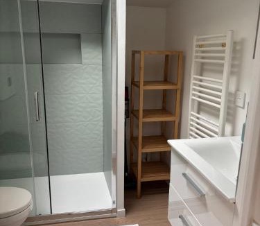 Saint-Germain-en-Laye Apartment | Charmant studio centre ville proche RER avec wifi