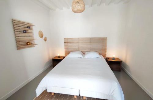 Saint-Pierre-sur-Dives Apartment | Charmant studio en centre-ville.