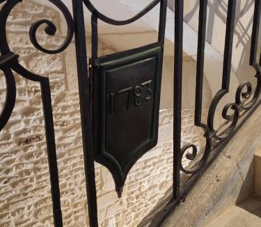 Saint-Pierre-sur-Dives Apartment | Charmant studio en centre-ville.