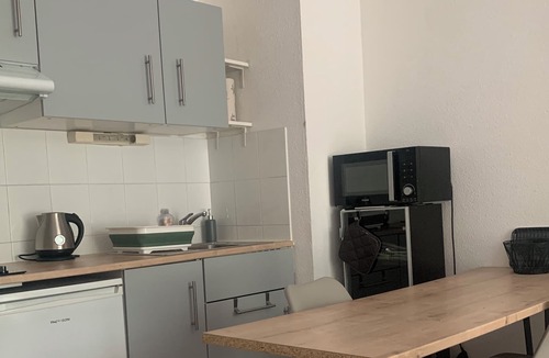 Saint-Gely-du-Fesc Apartment | Charmant Studio au Calme vue sur Pinède