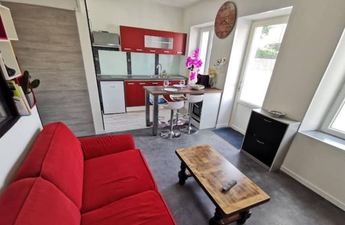 Auzay Apartment | Charmant Studio "La Forge"