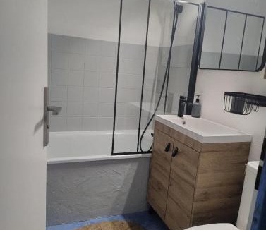 Les Arenes Apartment | Charmant Studio Cabine dans Résidence les Coraux