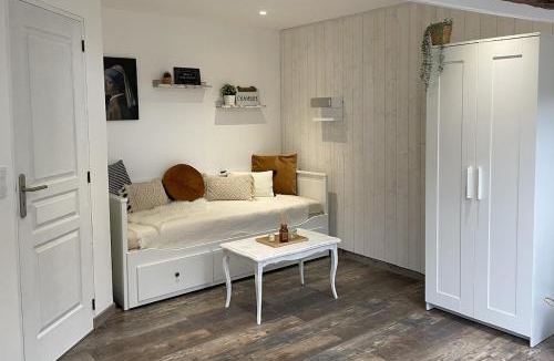 Le Breuil-en-Bessin Apartment | Charmant Studio