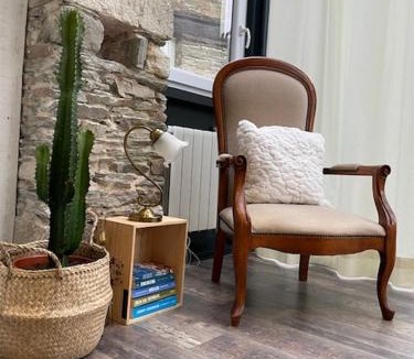 Le Breuil-en-Bessin Apartment | Charmant Studio