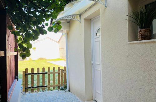 Miribel Apartment | Charmant studio à 10 min de Lyon