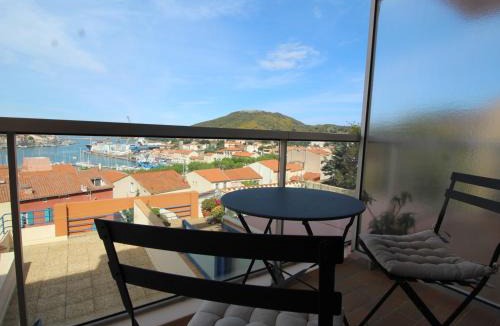 Port-Vendres Apartment | Charmant studio à Port-Vendres avec terrasse et parking - FR-1-309-263