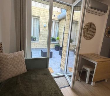 Anzin Apartment | Charmant studio 2 personnes terrasses privé Anzin