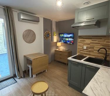 Anzin Apartment | Charmant studio 2 personnes terrasses privé Anzin