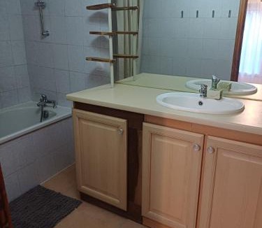 Arbois Apartment | Charmant studio au rez de chaussée