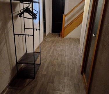 Arbois Apartment | Charmant studio au rez de chaussée