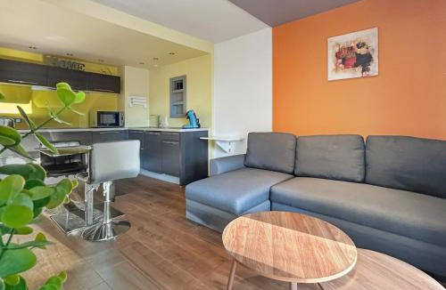 Fonbeauzard Apartment | Charmant studio avec balcon et parking privé