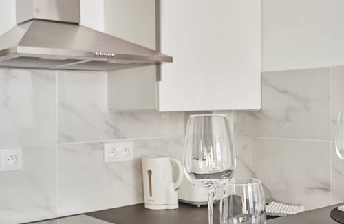 Saint-Merri Apartment | Charmant Studio Beaubourg/Le Marais 5