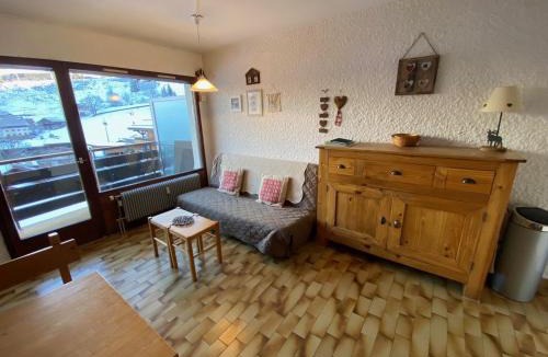 La Clusaz Apartment | Charmant Studio Cabine proche des Pistes, Village et Commerces - Location Idéale La Clusaz - FR-1-459-200