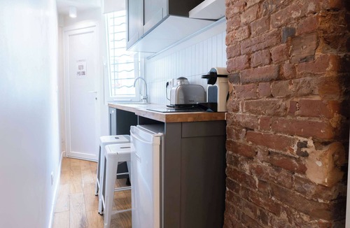 Quartier de la Chapelle Apartment | Charmant Studio Cosy pour 2 Personnes