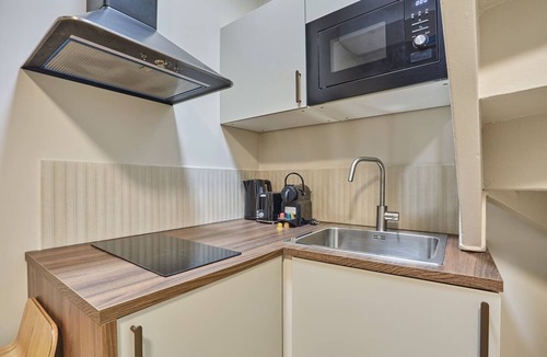 Saint-Merri Apartment | Charmant Studio Duplex Beaubourg Le Marais