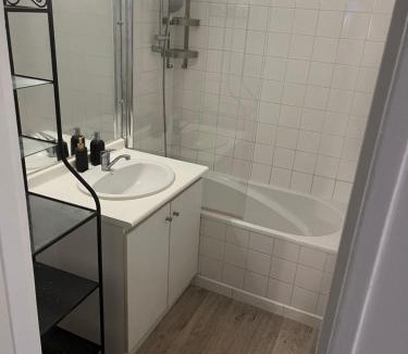 Franconville Apartment | Charmant studio