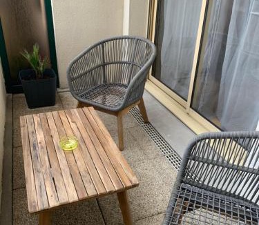 Vitre Apartment | Charmant Studio