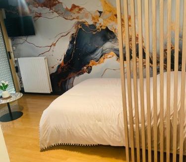 Vitre Apartment | Charmant Studio